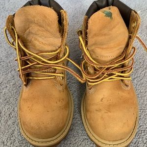 Timberland Boys’ 6-Inch Premium Waterproof Boot